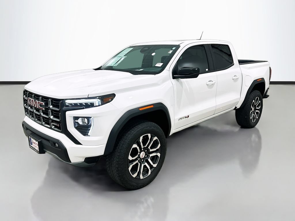 Used 2023 GMC Canyon AT4 w/ AT4 Premium Package AWD/4WD image 3