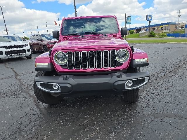 Used 2024 Jeep Wrangler Unlimited Sahara w/ Technology Group AWD/4WD image 16