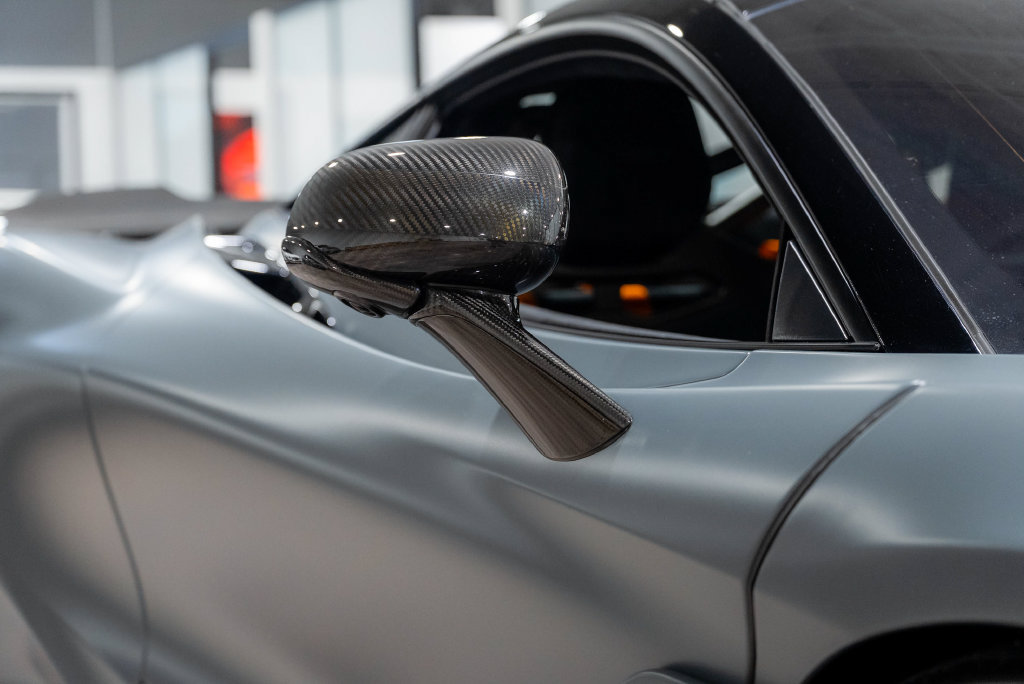 Used 2021 McLaren 765LT RWD image 12