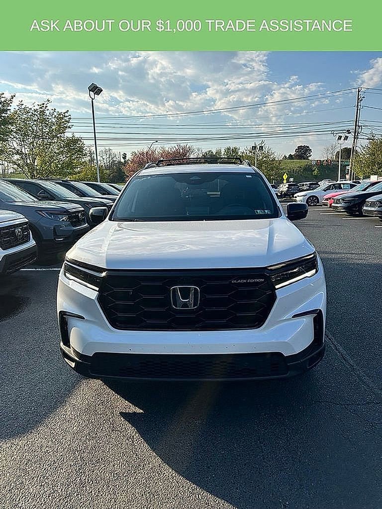 Used 2025 Honda Pilot Black Edition image 5