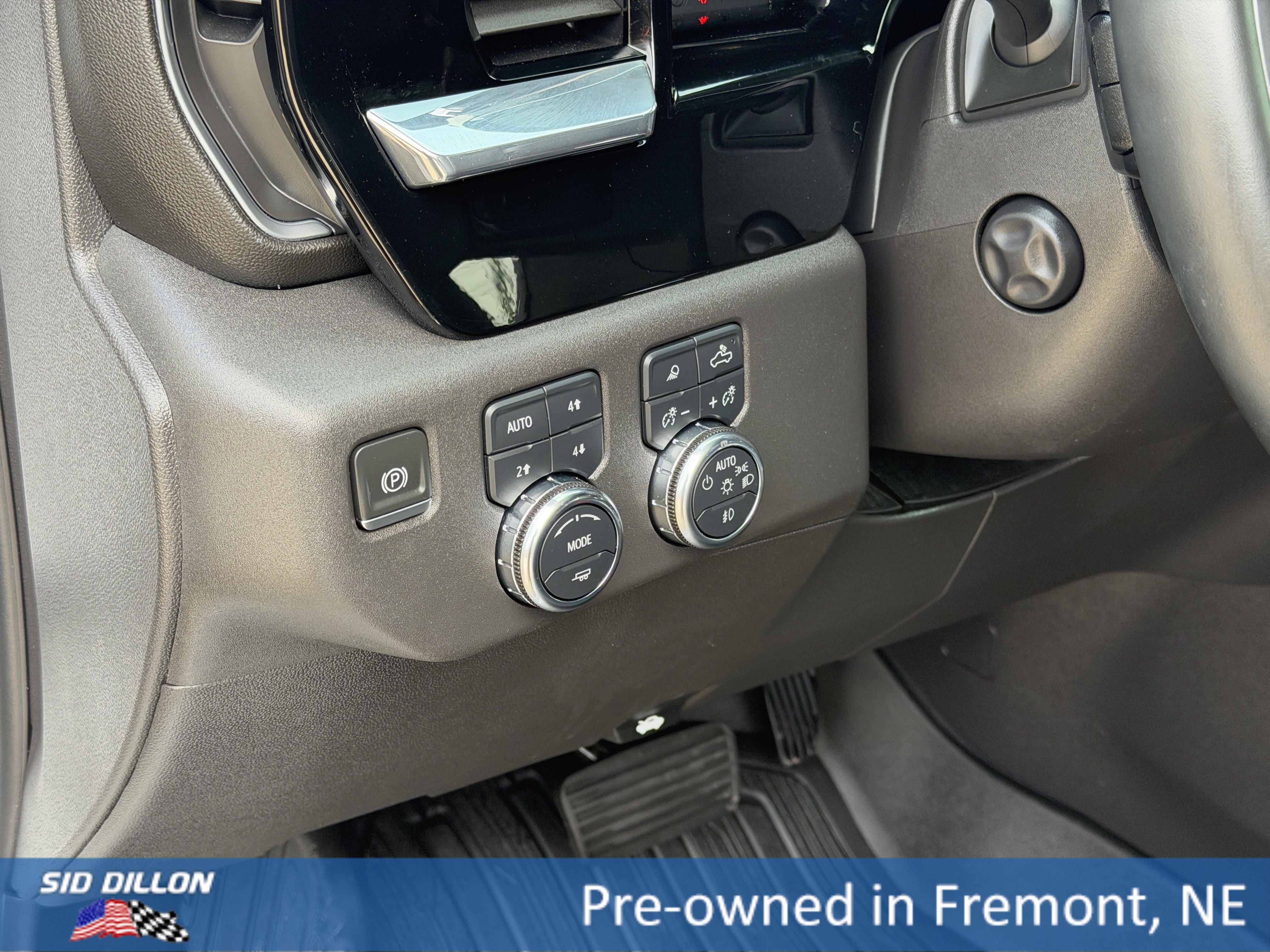 Certified 2024 GMC Sierra 1500 SLT w/ SLT Premium Plus Package AWD/4WD image 12
