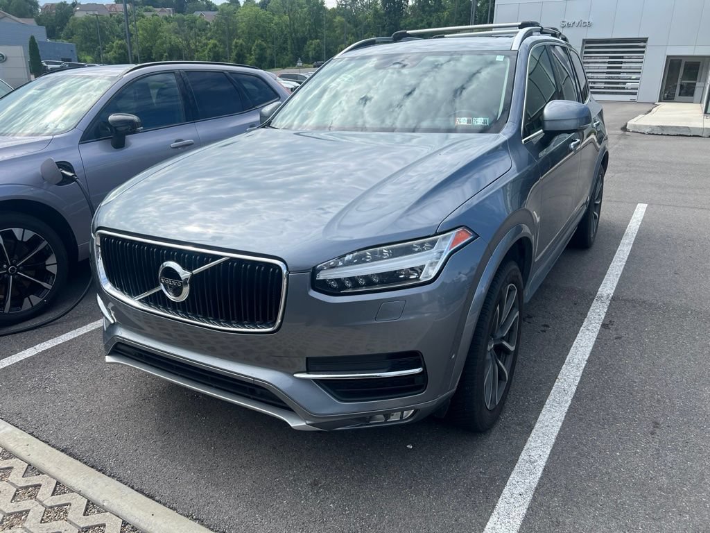 Used 2017 Volvo XC90 T6 Momentum w/ Vision Package AWD/4WD image 2