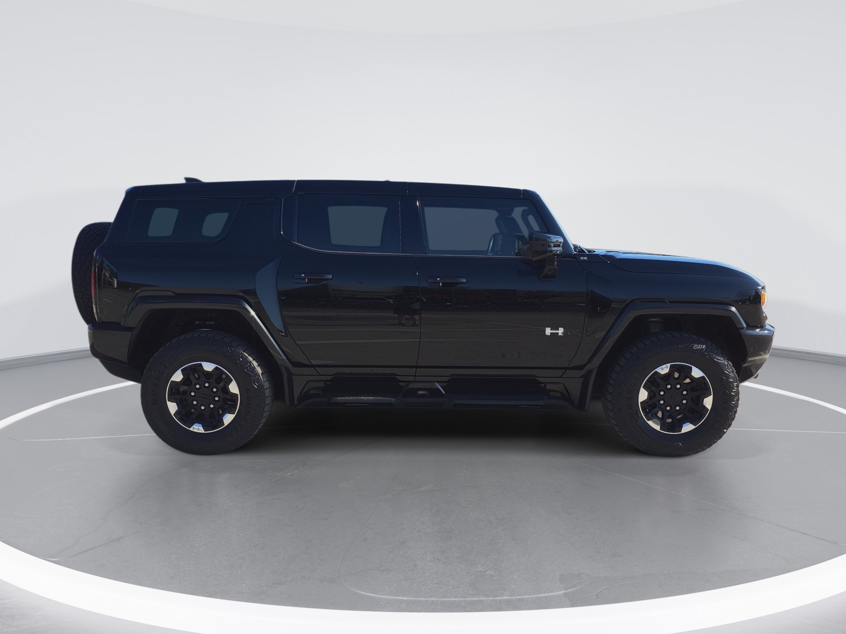 Used 2024 GMC Hummer EV 3X w/ Extreme Off-Road Package AWD/4WD image 2