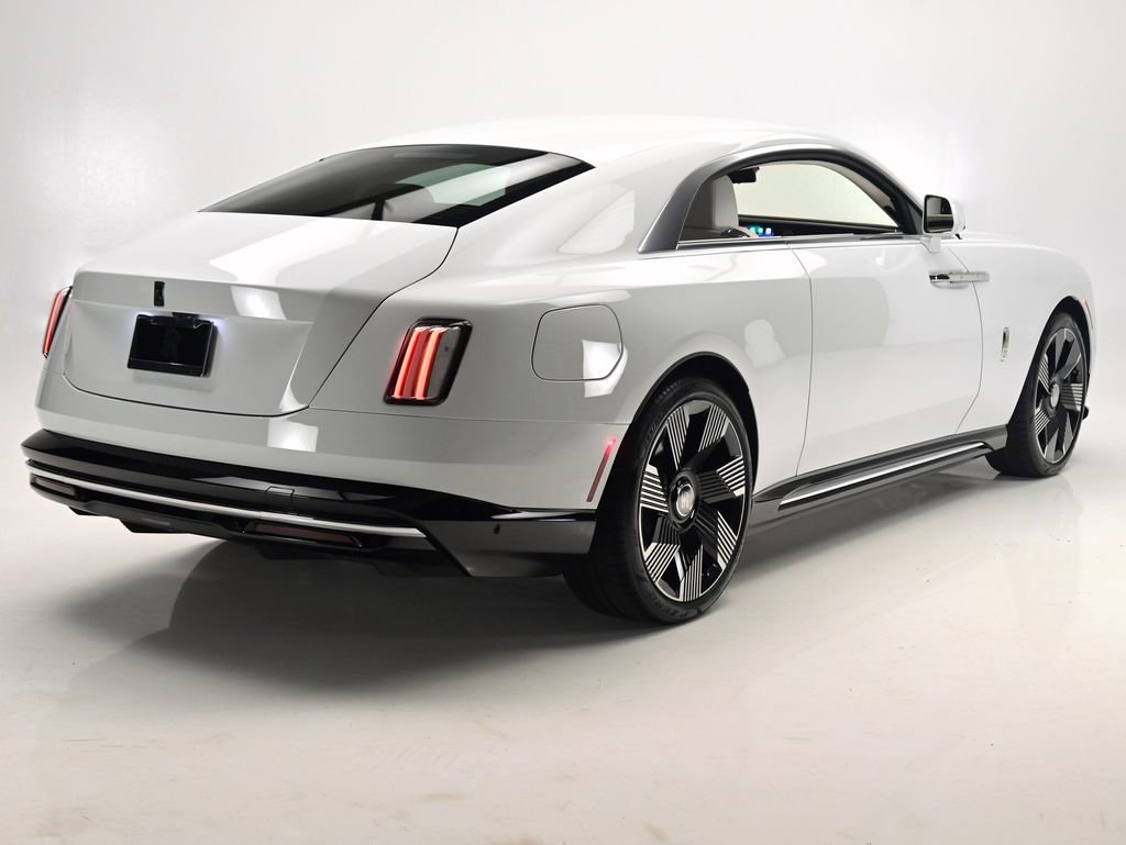 Used 2025 Rolls-Royce Spectre w/ Spectre Launch Package image 9