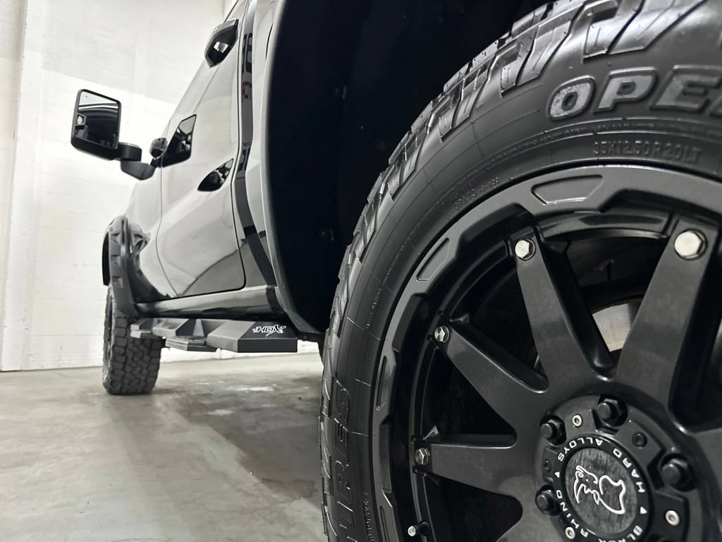 Used 2019 Chevrolet Silverado 1500 RST AWD/4WD image 16
