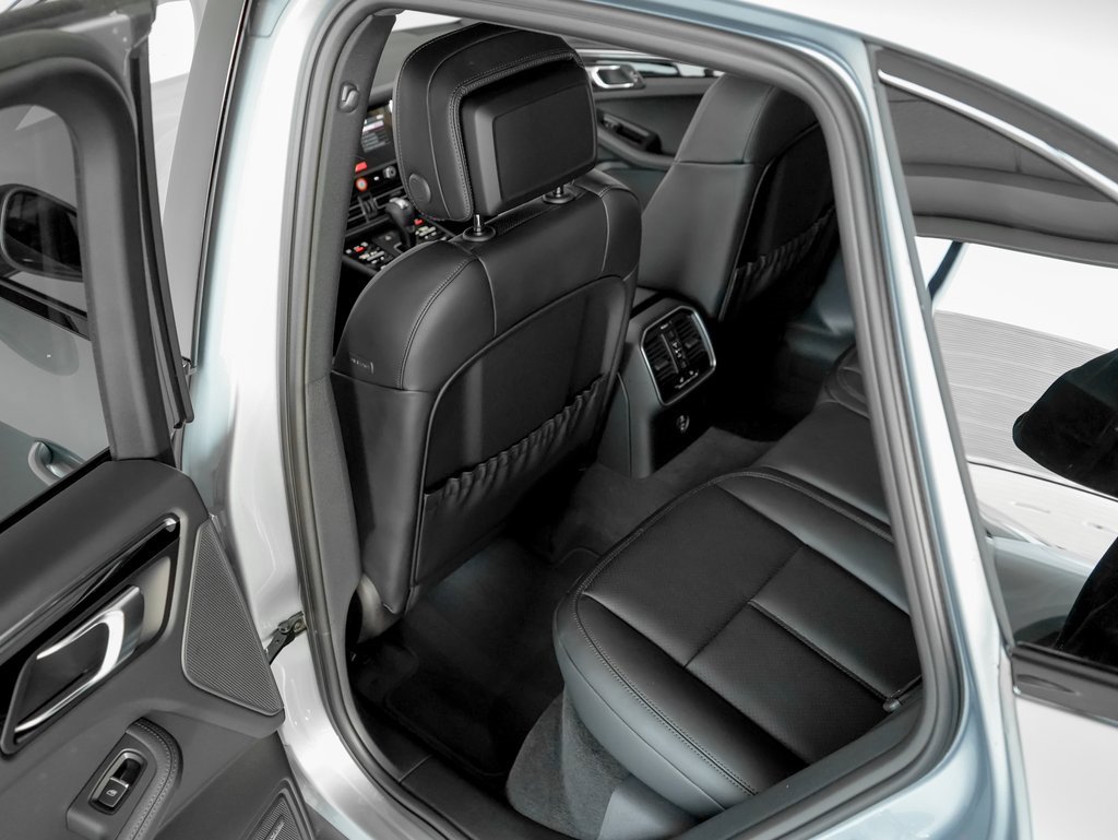 New 2026 Porsche Macan S image 24