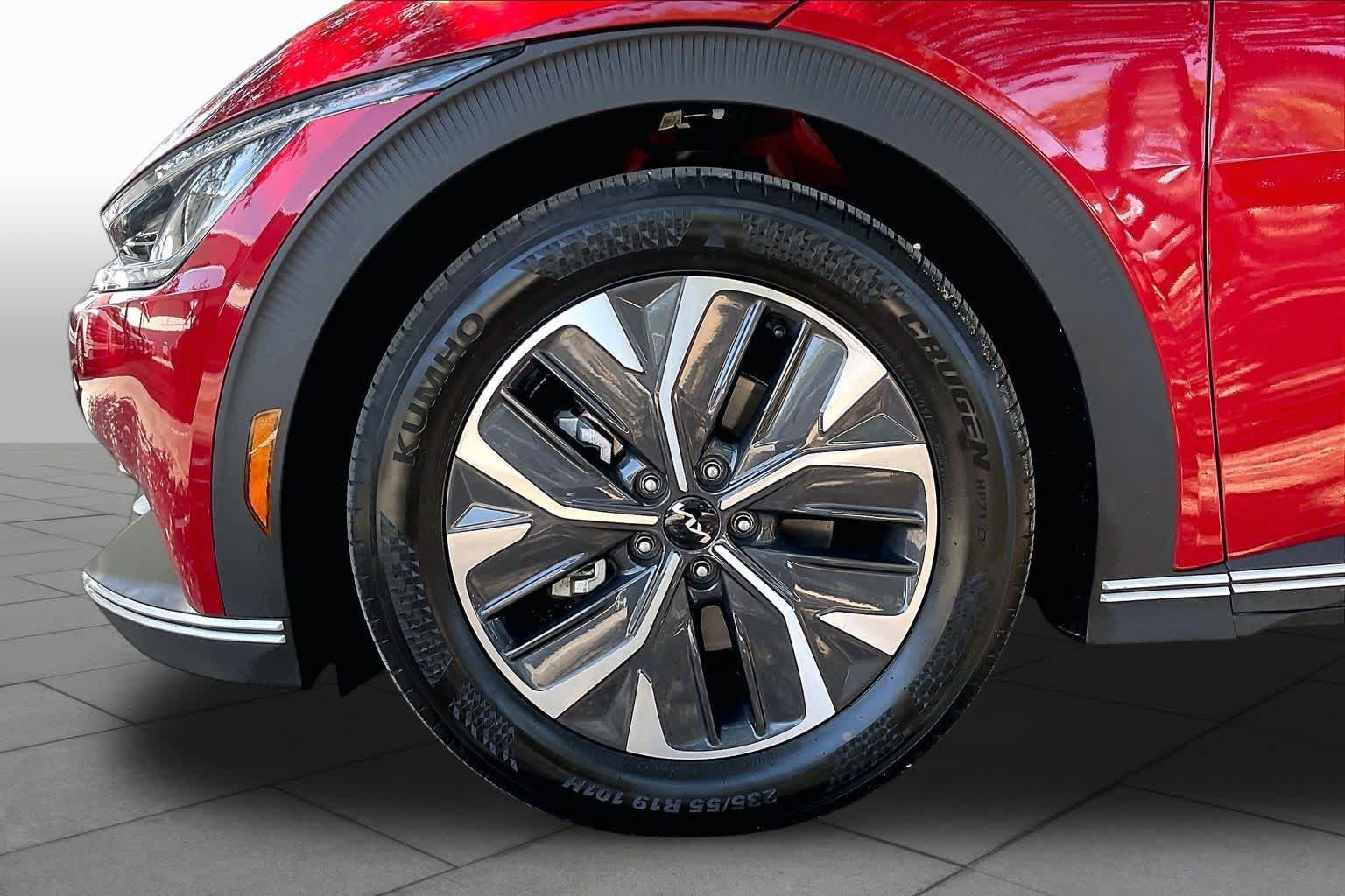 Used 2024 Kia EV6 Light AWD/4WD image 10