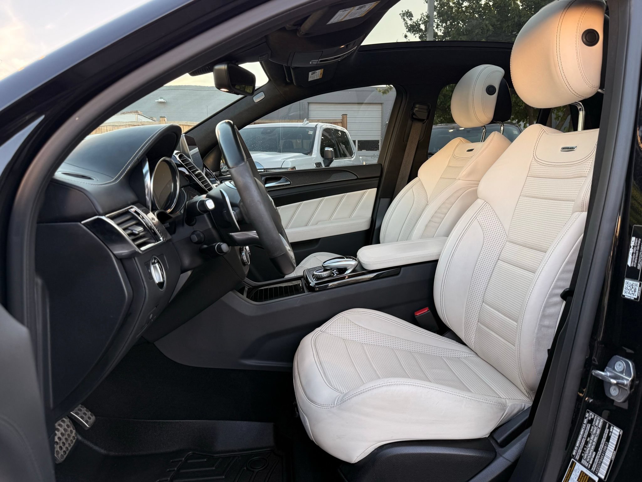 Used 2019 Mercedes-Benz GLE 63 AMG S image 40