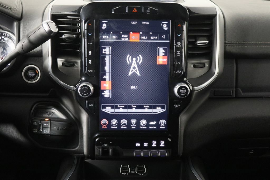 Used 2021 RAM 2500 Laramie w/ Night Edition image 24