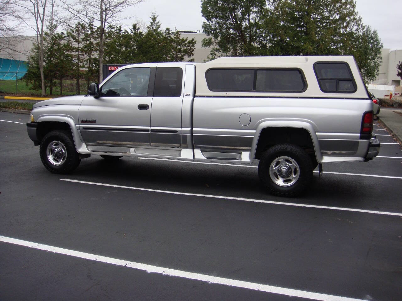 Used 2001 Dodge Ram 2500 Truck 4x4 Quad Cab image 9
