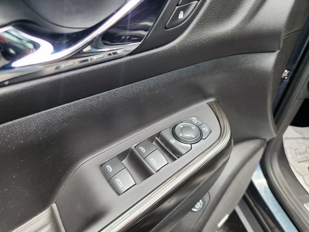 Used 2019 GMC Acadia SLT AWD/4WD image 29