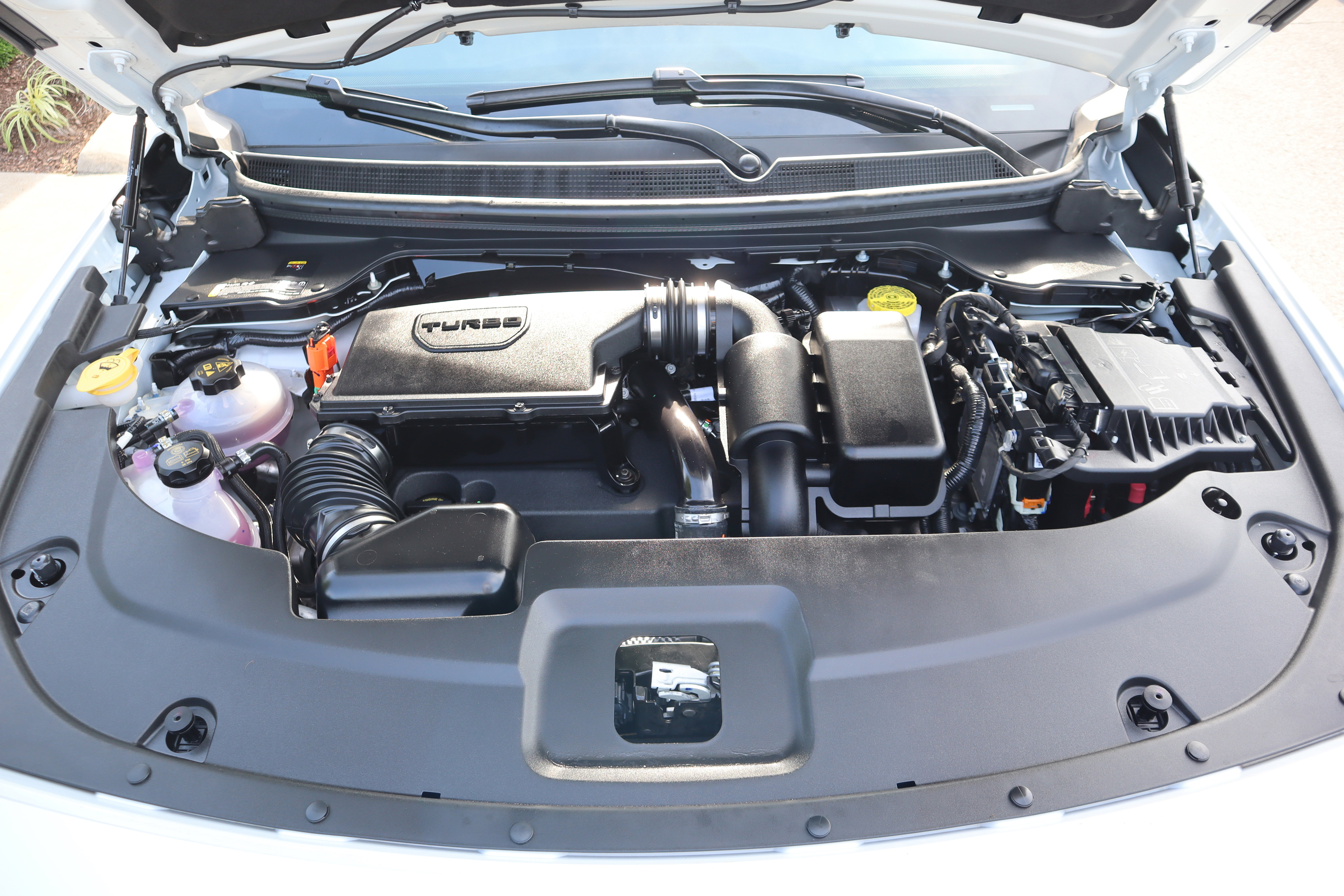 Used 2026 Jeep Cherokee Limited AWD/4WD image 32