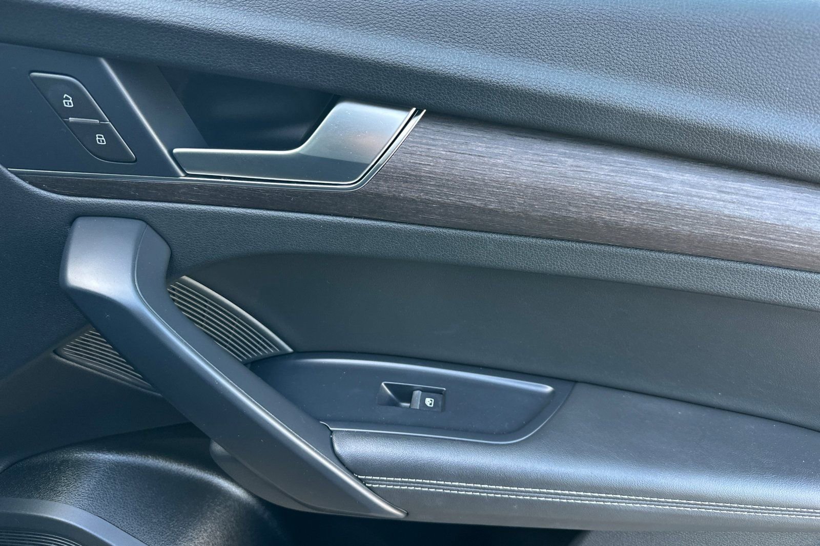 Used 2024 Audi Q5 2.0T Premium Plus image 21