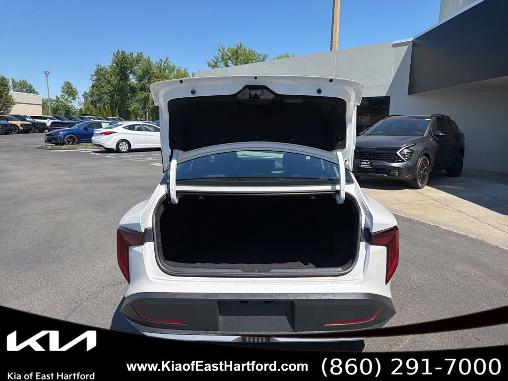 New 2026 Kia K4 FWD image 15