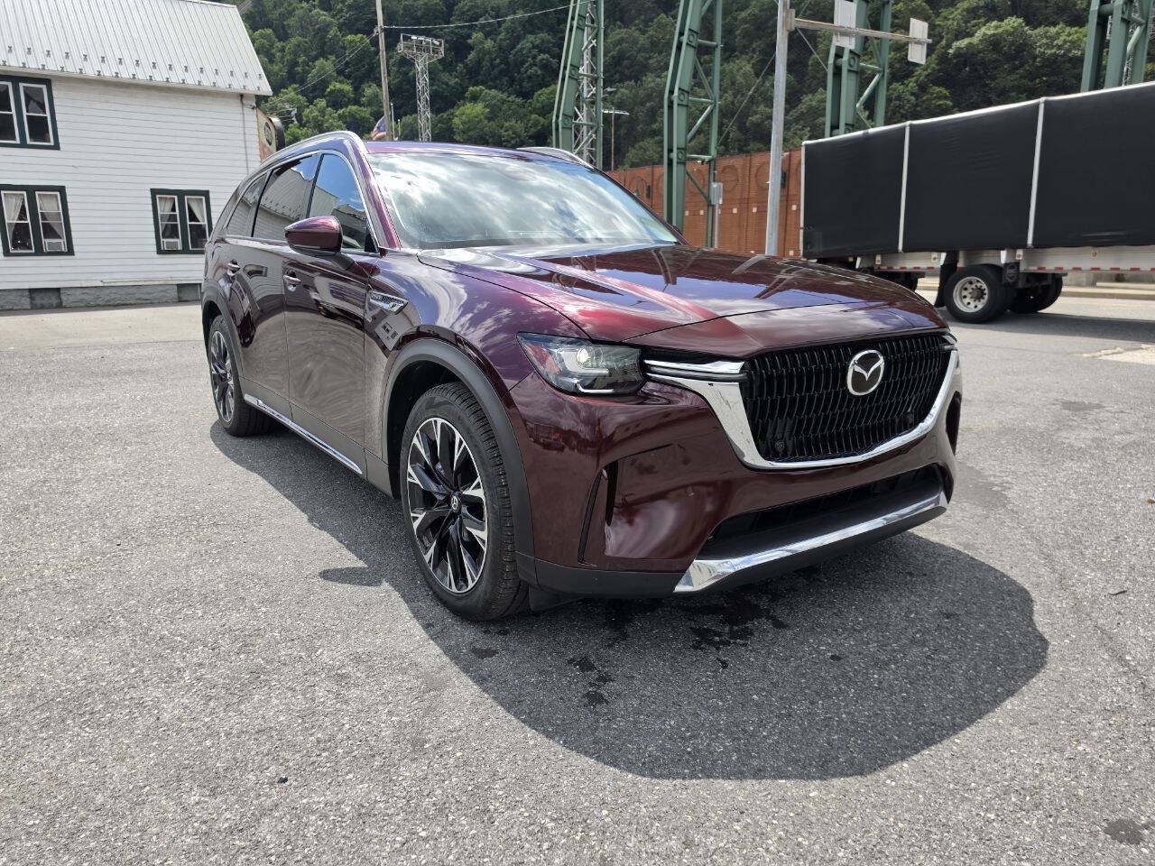 Used 2024 MAZDA CX-90 Plug-In Hybrid w/ Premium Pkg AWD/4WD image 2