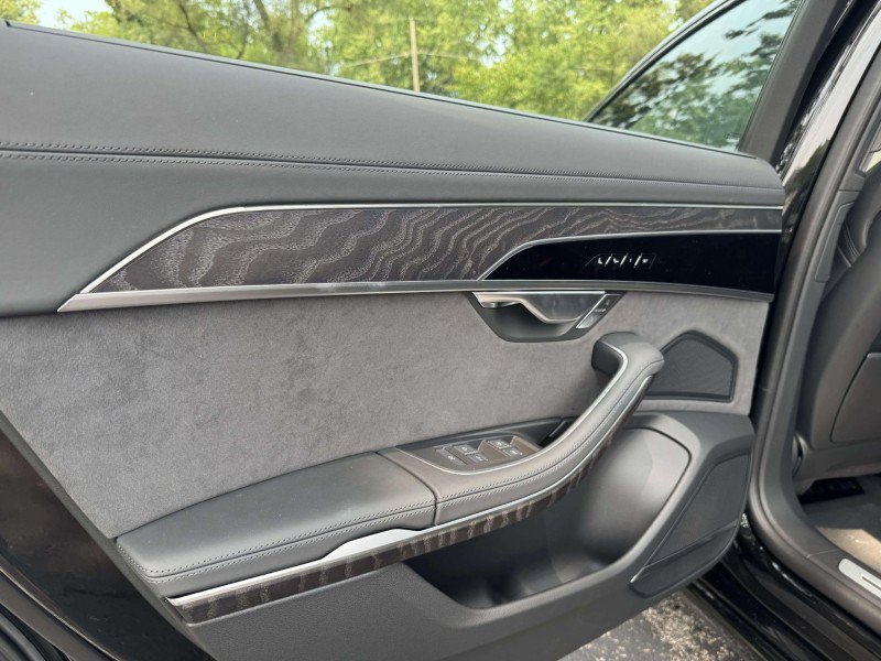 New 2026 Audi A8 L 3.0T AWD/4WD image 19