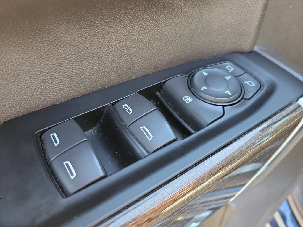 Used 2019 Chevrolet Silverado 1500 LT w/ All-Star Edition AWD/4WD image 18