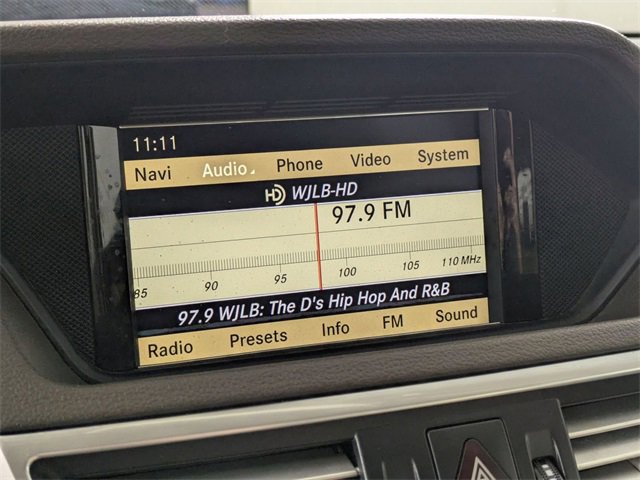 Used 2011 Mercedes-Benz E 350 4MATIC Wagon image 19