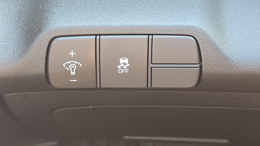 Certified 2026 Hyundai Elantra Sport FWD image 25