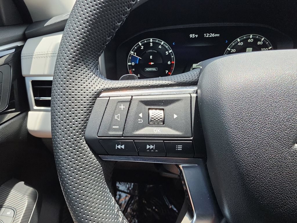 Used 2024 Mitsubishi Outlander SEL Black Edition FWD image 21