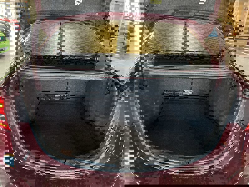 Used 2018 Ford Fusion SE w/ Fusion SE Technology Package image 30