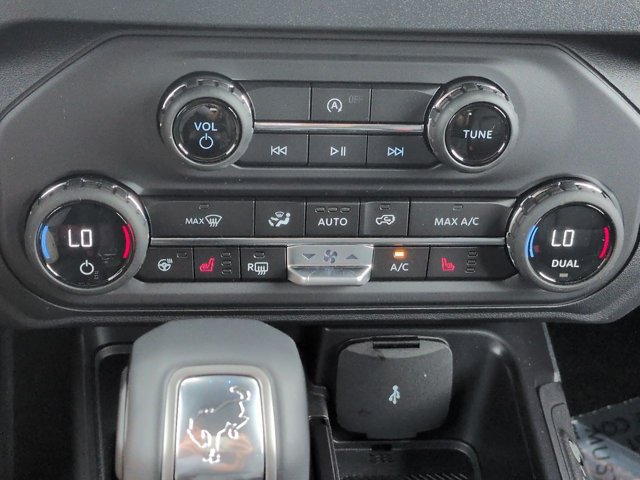 New 2026 Ford Bronco Outer Banks AWD/4WD image 23