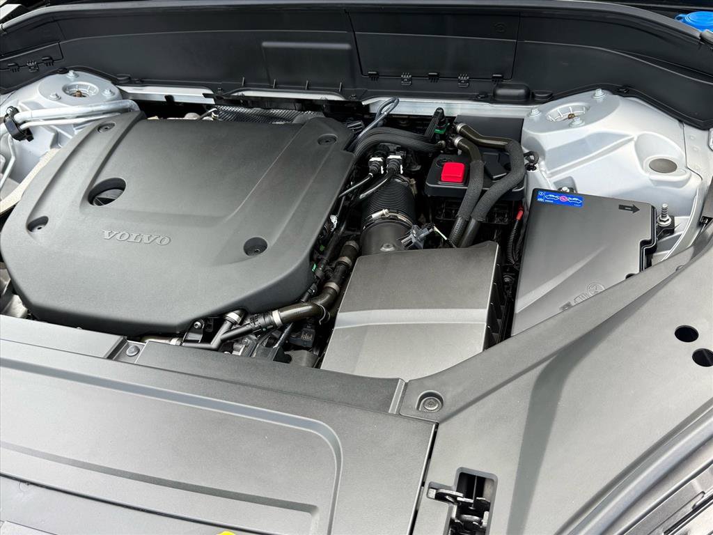 Certified 2023 Volvo XC90 B6 Plus w/ Protection Package Premier AWD/4WD image 22