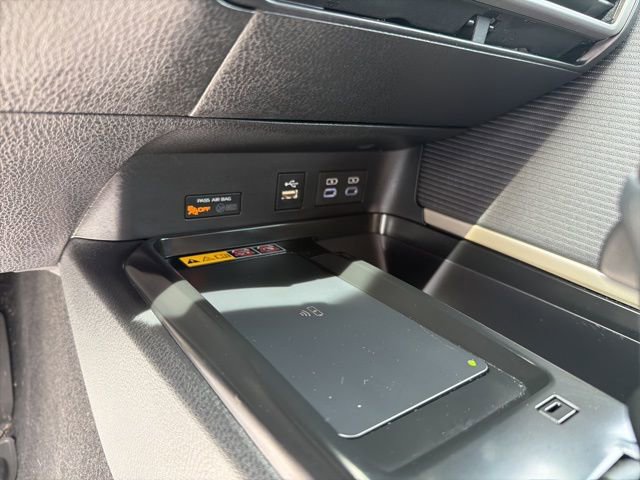 Used 2025 Toyota Camry SE FWD image 25