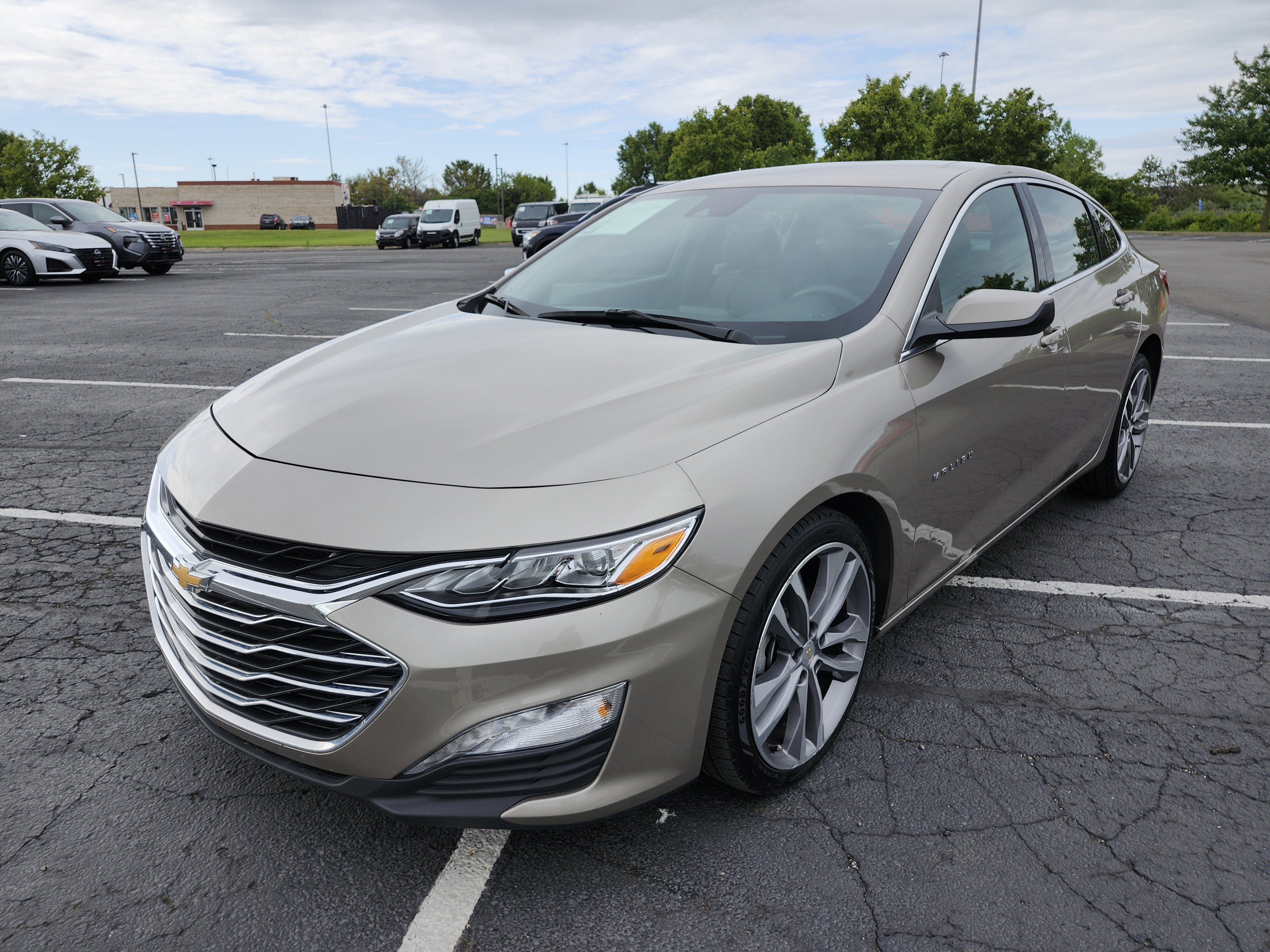 Used 2024 Chevrolet Malibu LT FWD image 13