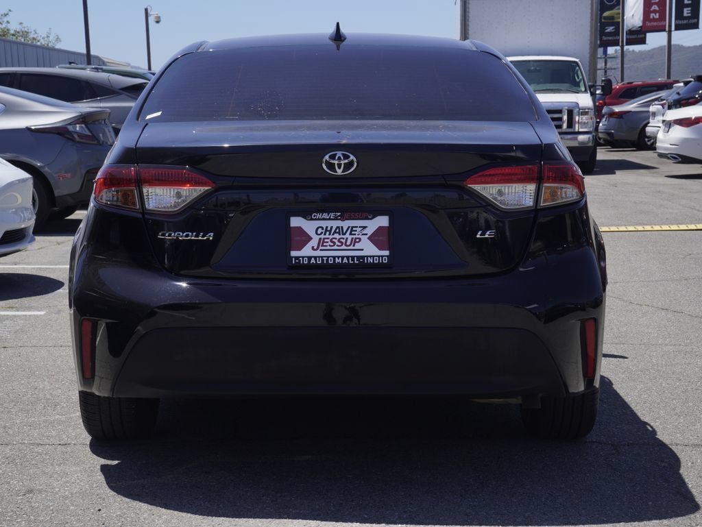 Used 2023 Toyota Corolla LE FWD image 5
