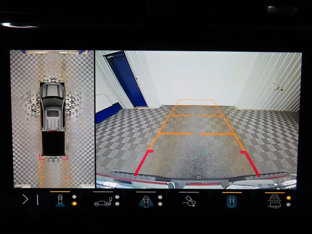 Used 2023 GMC Sierra 1500 Denali w/ Technology Package AWD/4WD image 16