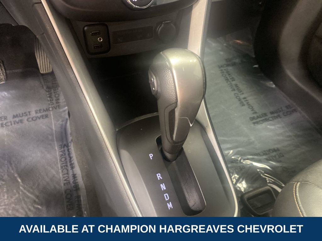 Used 2020 Chevrolet Trax LT w/ LT Convenience Package FWD image 21