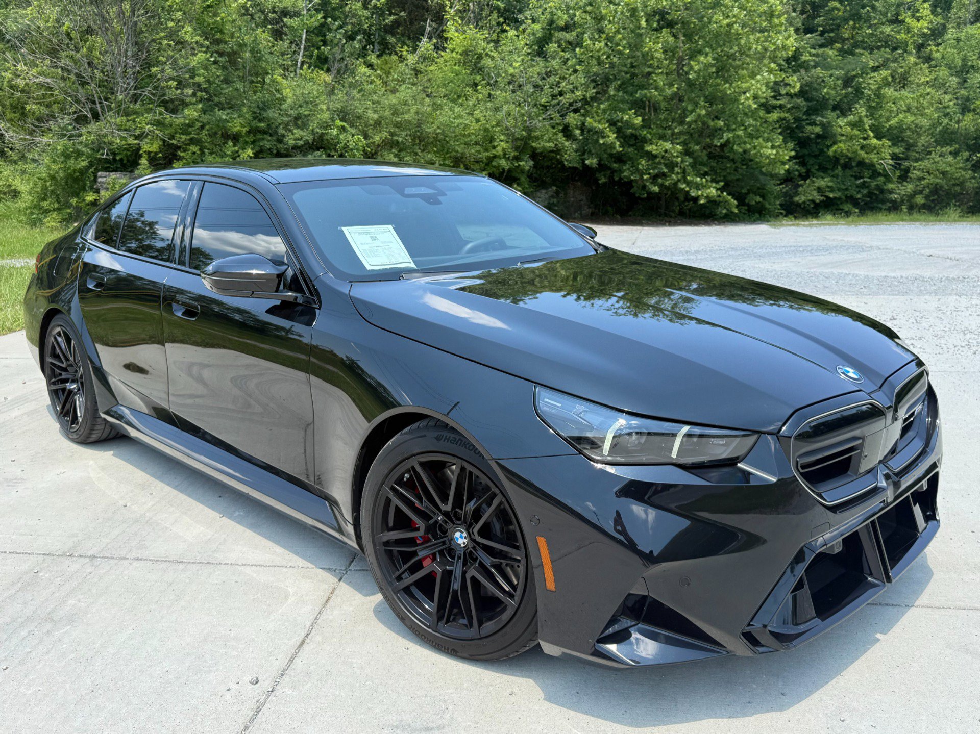 Used 2025 BMW M5 w/ Executive Package image 1