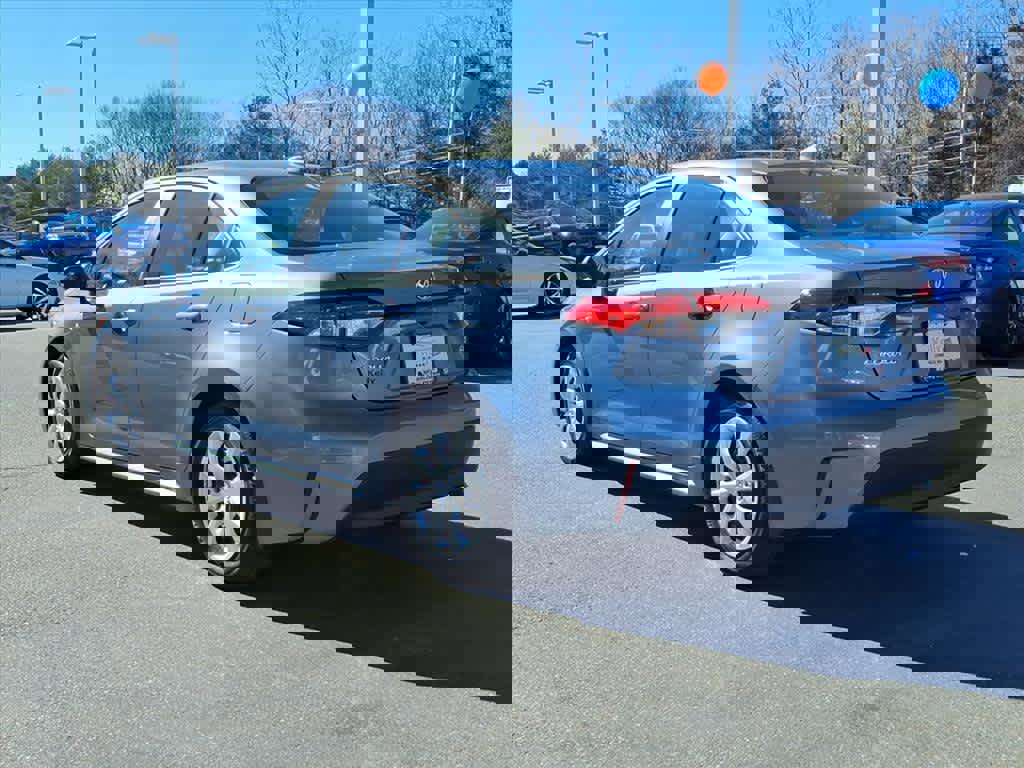 Used 2024 Toyota Corolla LE image 6