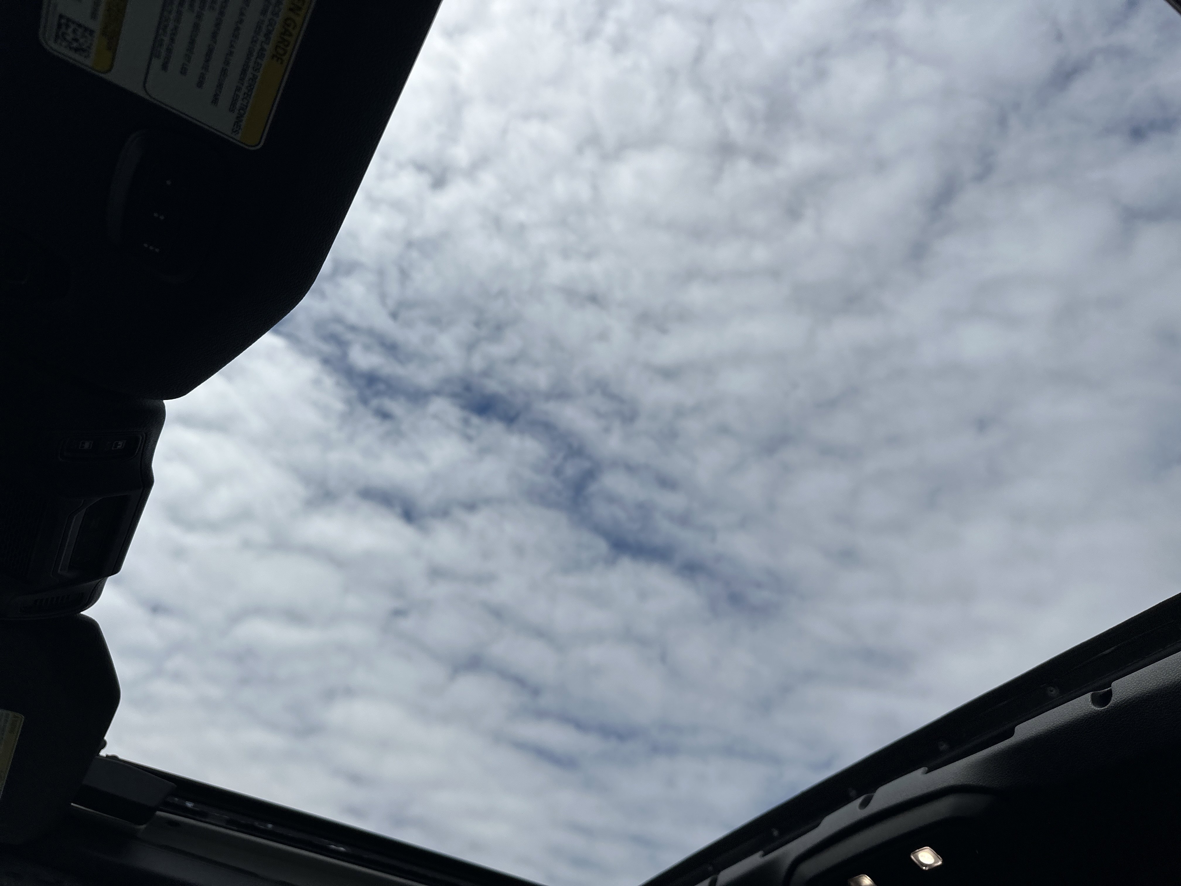 Used 2024 Jeep Wrangler Unlimited Rubicon w/ Technology Group image 37