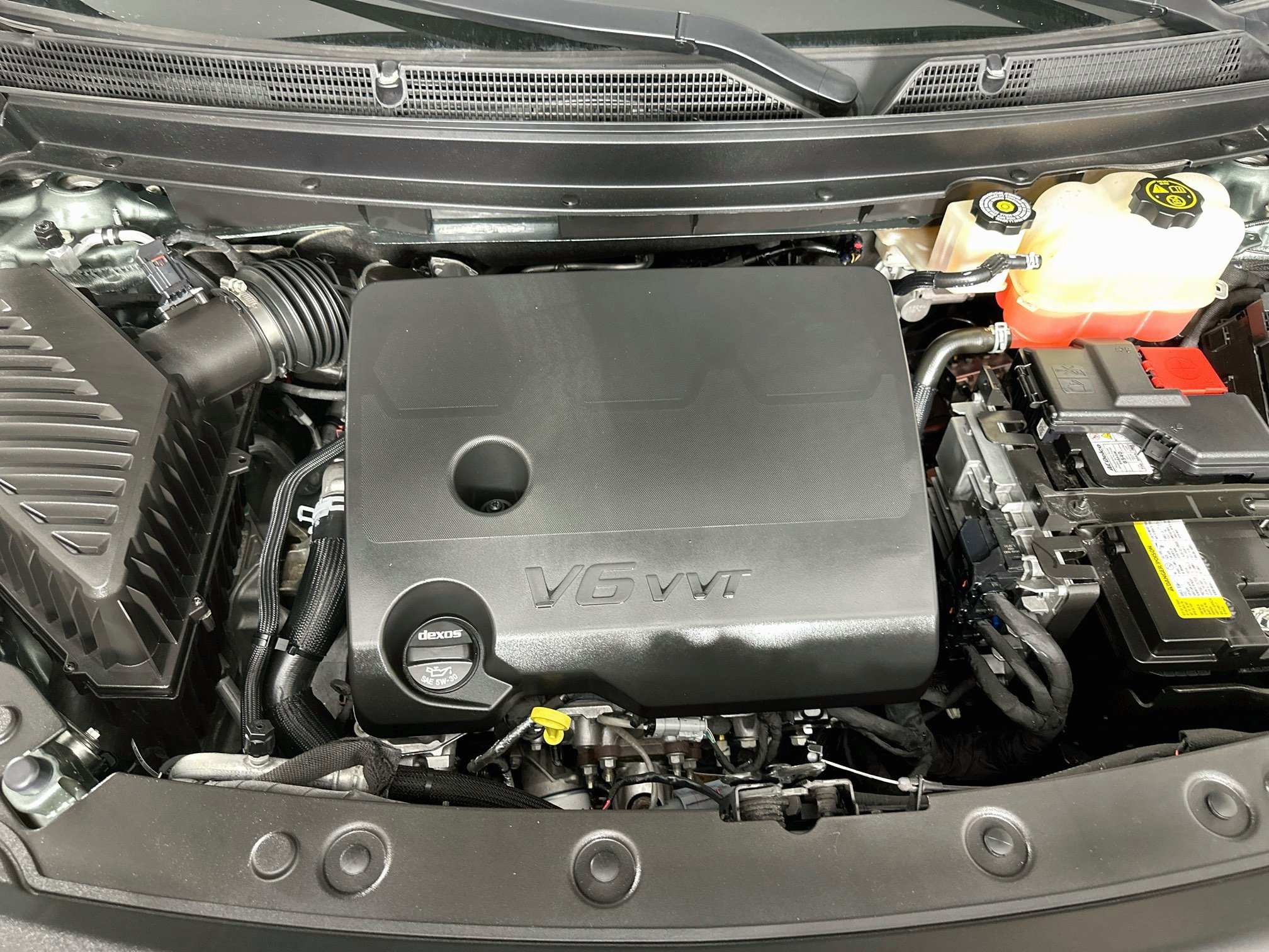 Used 2022 Buick Enclave Essence FWD image 35