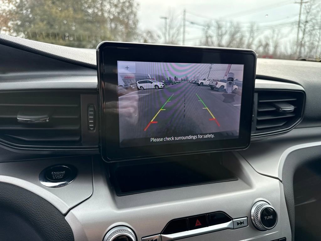 Used 2022 Ford Explorer XLT w/ Class IV Trailer Tow Package image 32