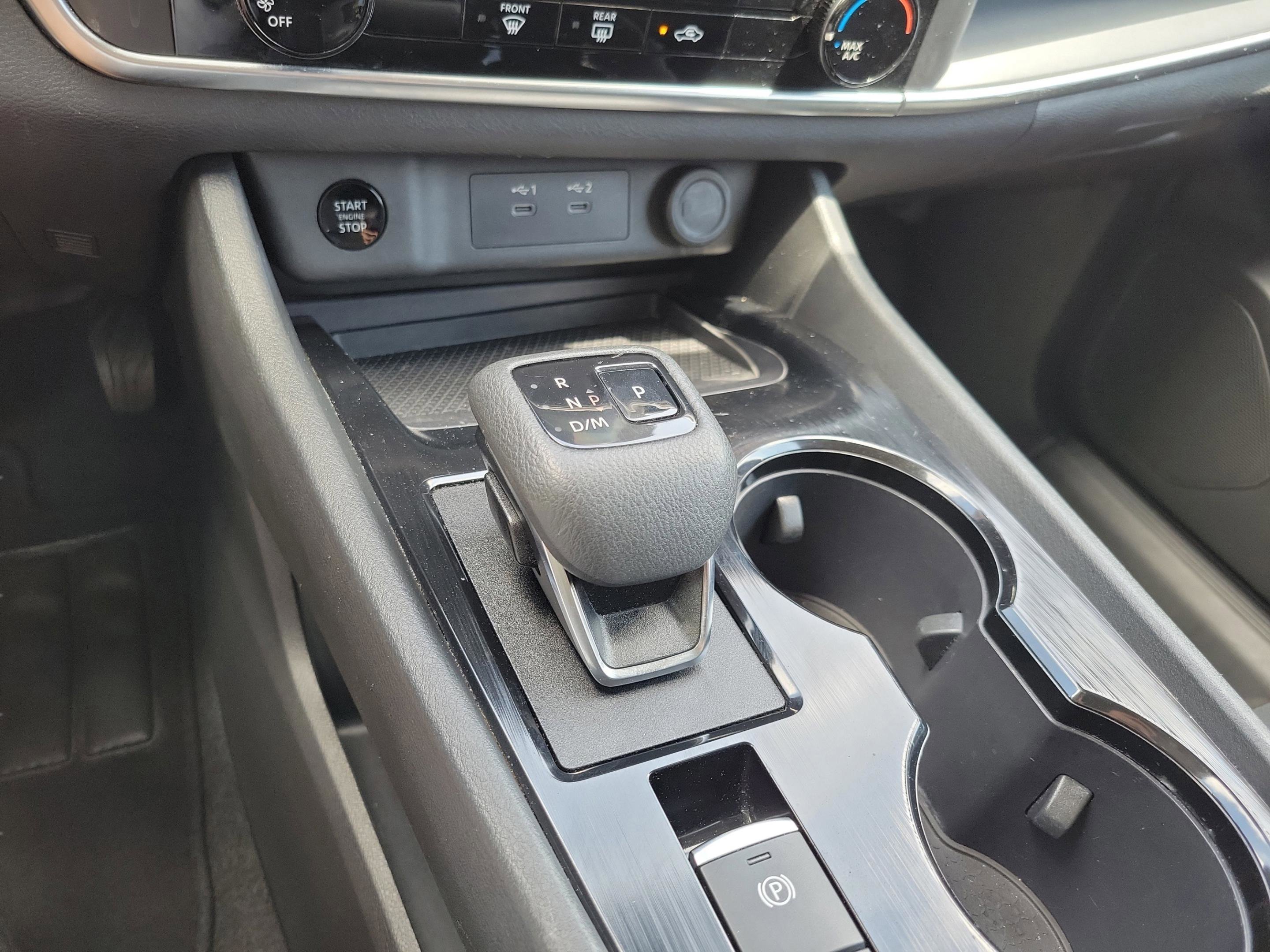 Used 2024 Nissan Rogue S AWD/4WD image 30