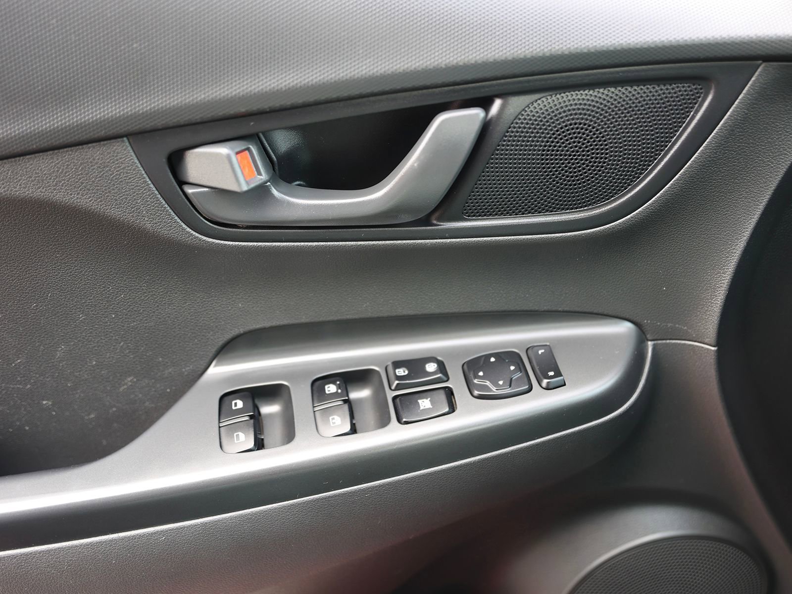 Certified 2023 Hyundai Kona SEL image 32