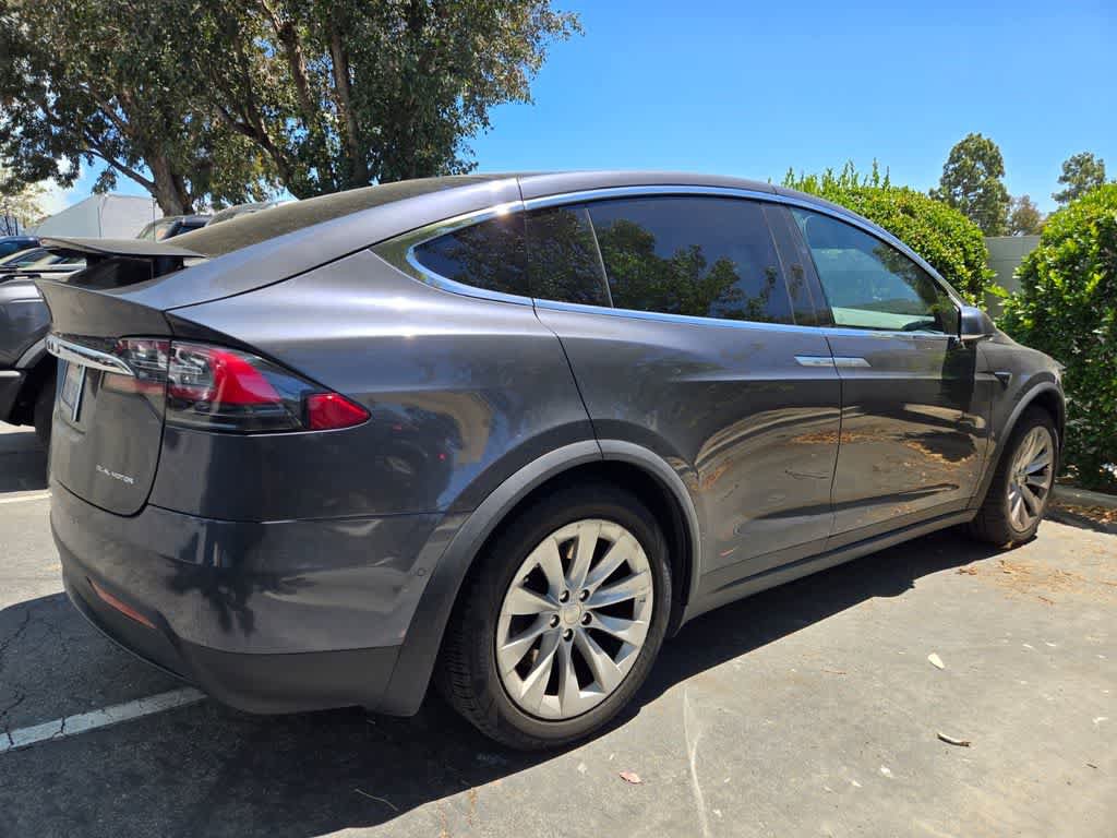 Used 2020 Tesla Model X Long Range AWD/4WD image 3