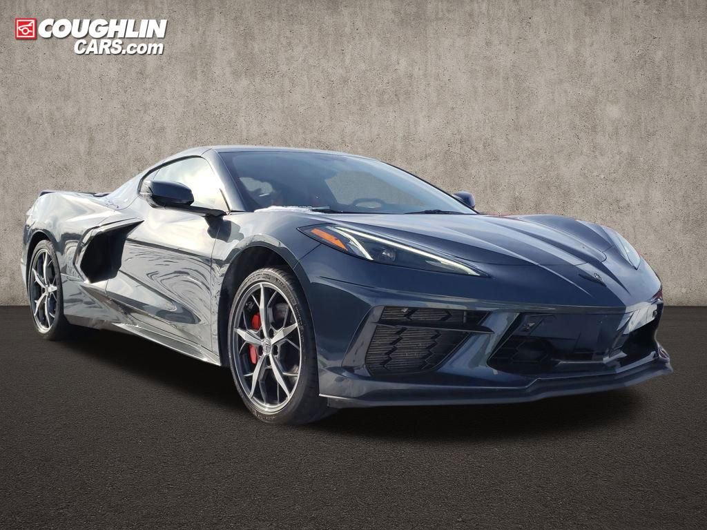 Used 2020 Chevrolet Corvette Stingray Premium Cpe w/ 3LT Preferred Equipment Group image 8