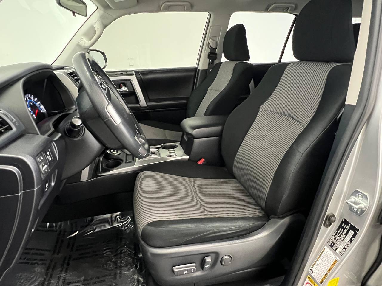 Used 2016 Toyota 4Runner SR5 image 8