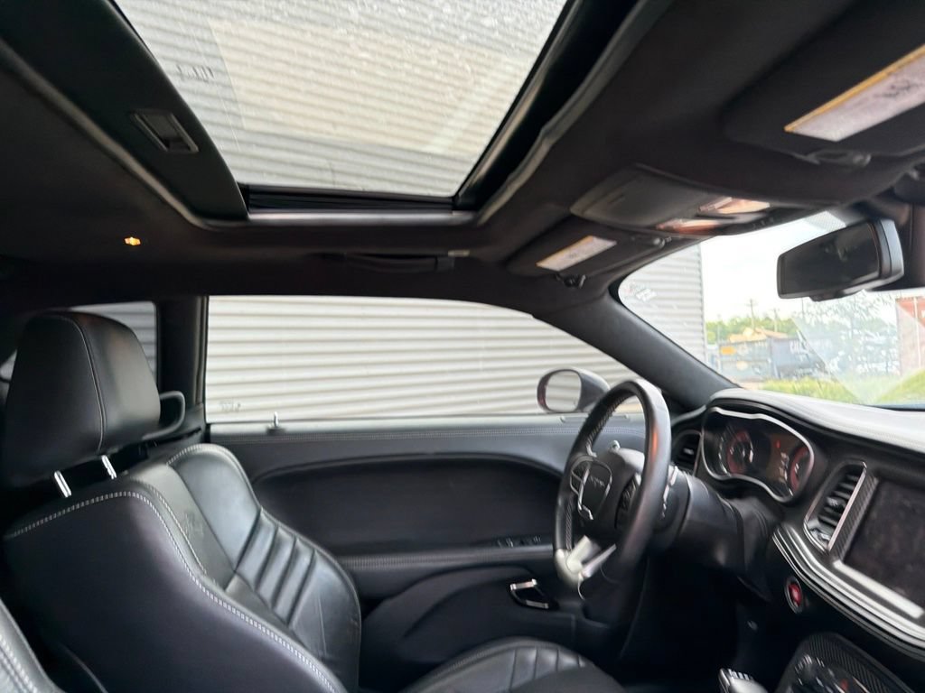Used 2021 Dodge Challenger SRT Hellcat RWD image 8