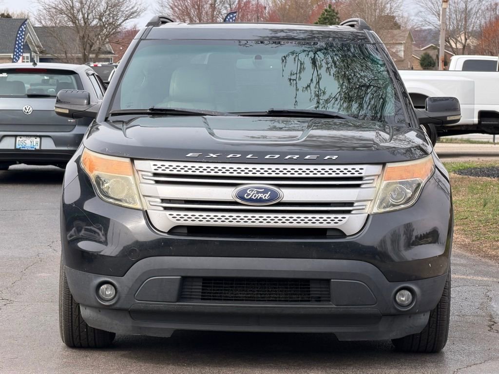 Used 2011 Ford Explorer XLT w/ 202A Rapid Spec Order Code FWD image 2