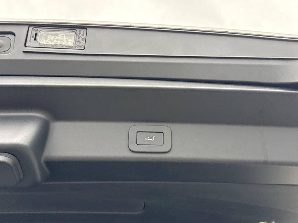 New 2026 Land Rover Range Rover Sport Dynamic SE image 14