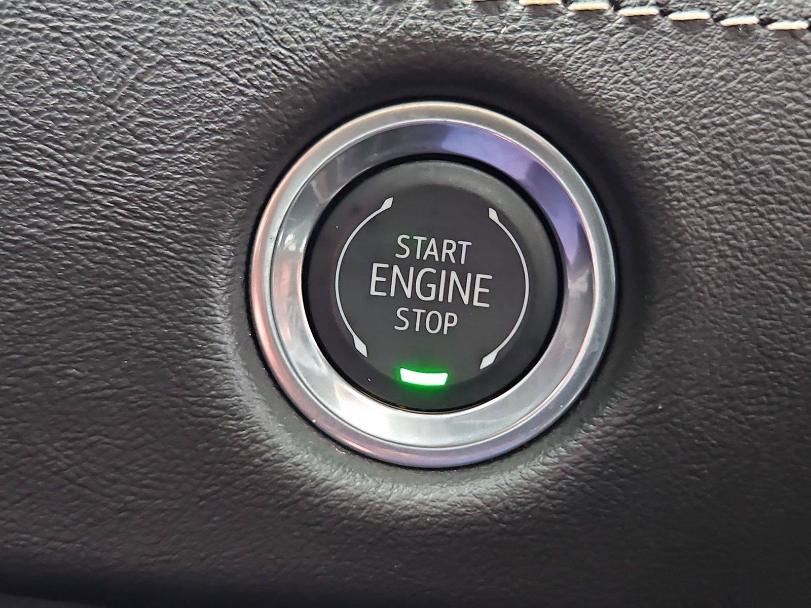 Certified 2026 Cadillac Escalade Luxury AWD/4WD image 24