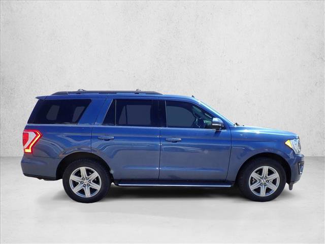 Used 2019 Ford Expedition XLT w/ Equipment Group 202A AWD/4WD image 14