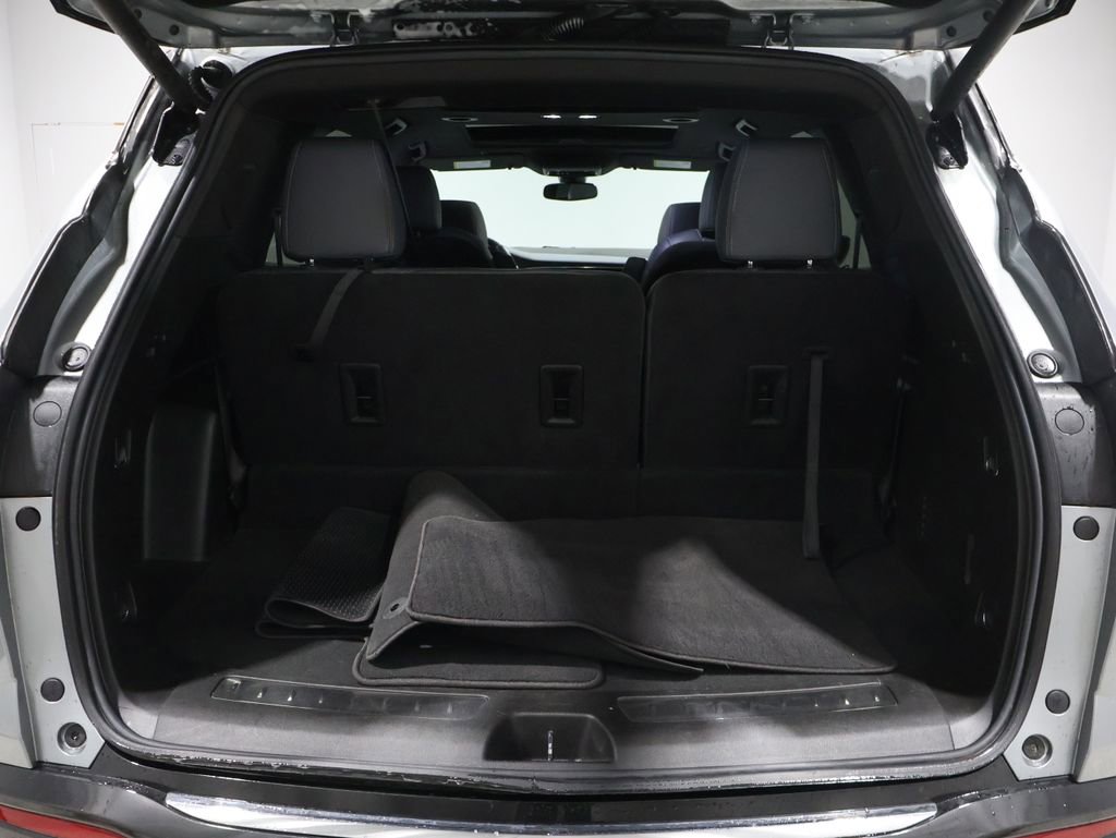 Used 2023 Buick Enclave Essence w/ Experience Buick Package image 21