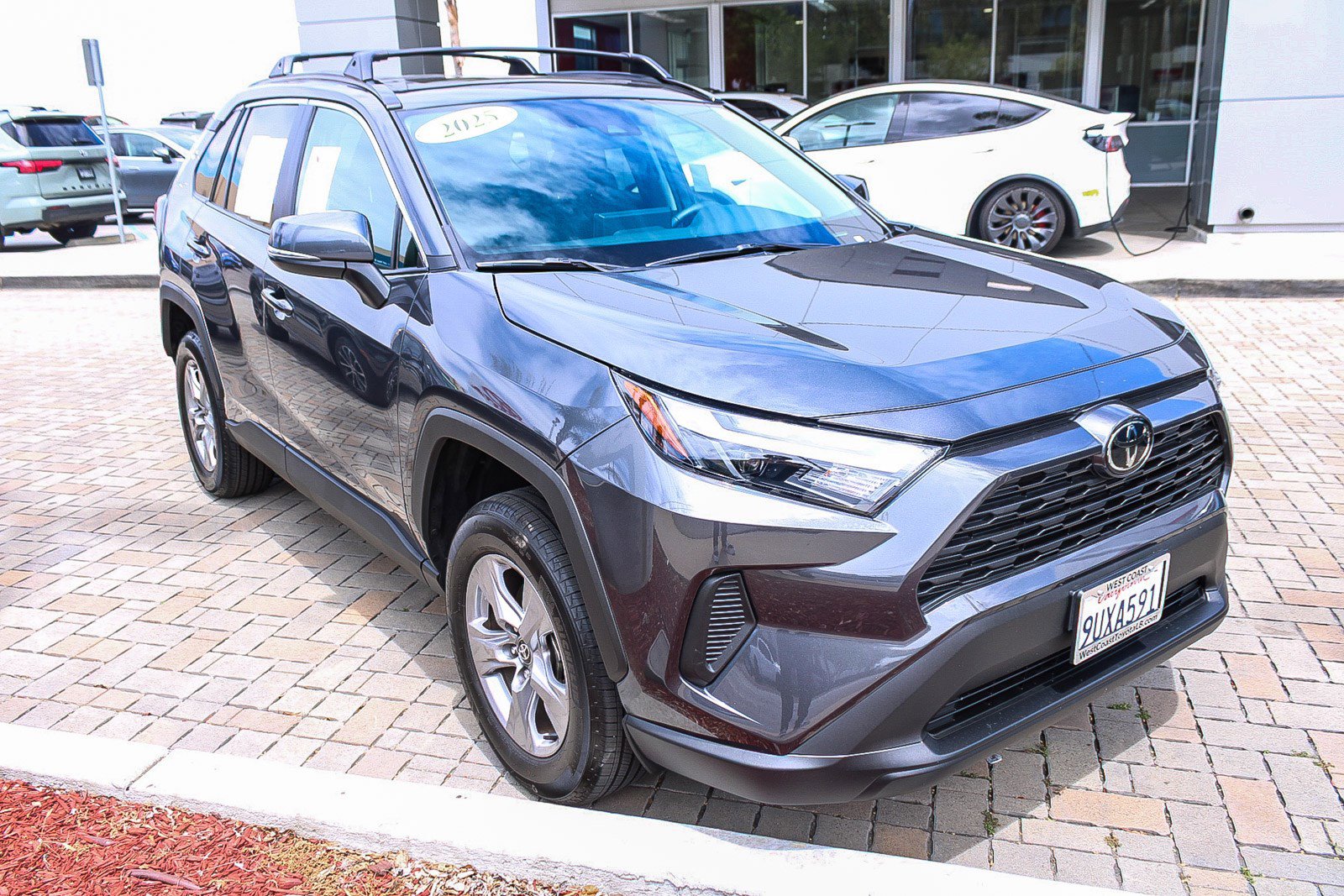 Used 2025 Toyota RAV4 XLE w/ Convenience Package AWD/4WD image 3