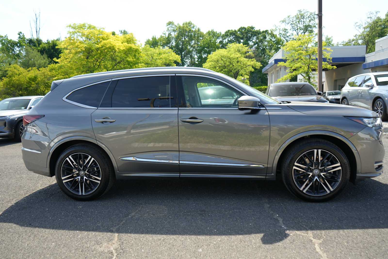Used 2026 Acura MDX w/ Advance Package AWD/4WD image 8